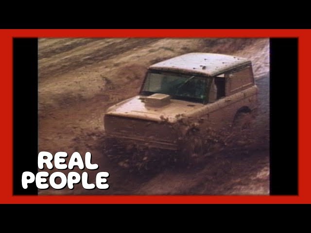 Boggin Hole | Real People | George Schlatter