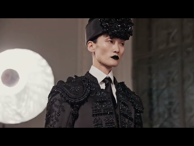 SCHIAPARELLI FALL WINTER 2025 2026 HAUTE COUTURE