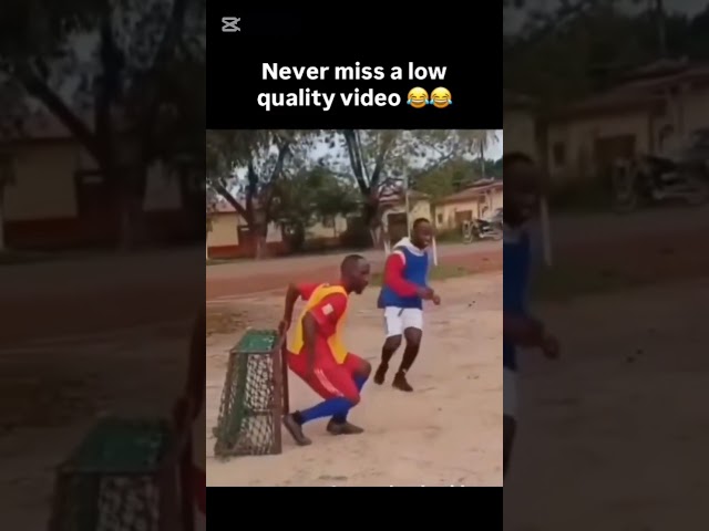 Smoking 🚬 Football ⚽🇨🇮