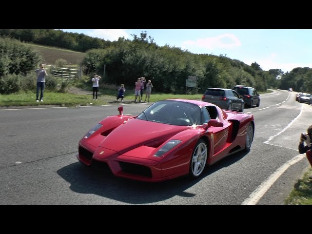 LOUD Ferrari Enzo - Fast Acceleration!!