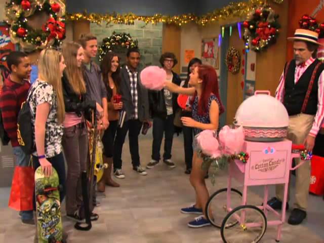 Victorious: Behind the Scenes of 'A Christmas Tori'