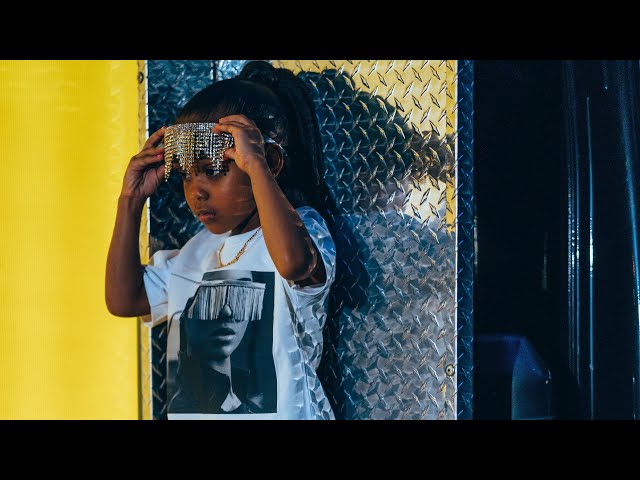 Grey Skye Evans - Here We Go (Official Music Video)