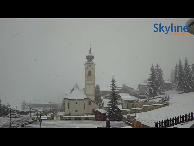 Time lapse Snowfall in Colfosco - Italy