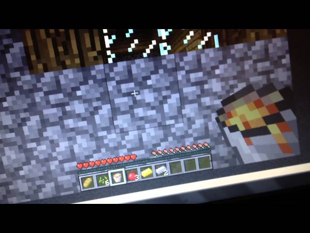 minecraft how to make pickaxes and how to get iron and gold ingots