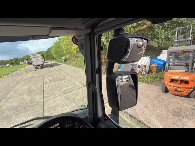 HDT Guides – HGV C+E Class 1 How to Reverse a Trailer into a Bay  Step by Step HGV Manoeuvre