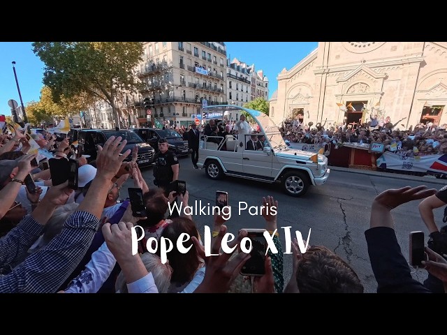 Pope Leo XIV in Paris 🇻🇦 | His Papamobile Passage at Notre-Dame-des-Champs | Paris 4K