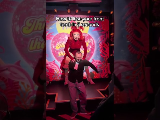 Diva down 💀 #rupaulsdragrace #dragqueen #dragqueenperformance #fail