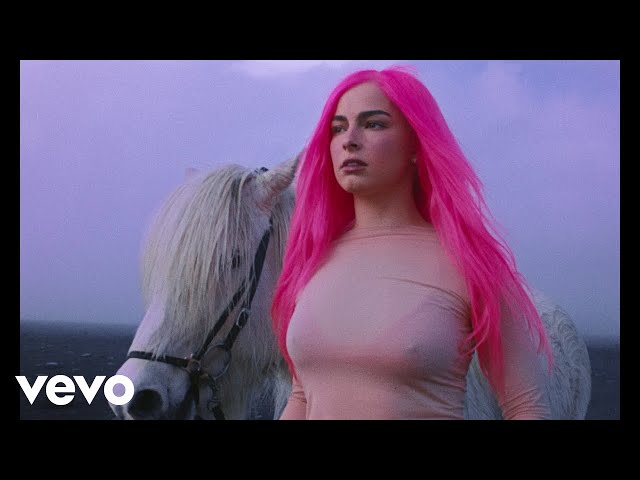 Addison Rae - Headphones On (Official Video)