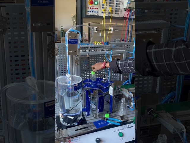 Bottle filling machine