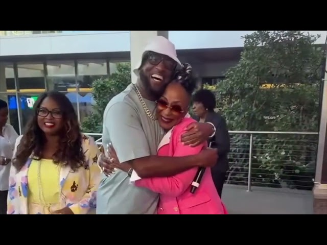 Rickey Smiley Reuniting With Regina Belle!