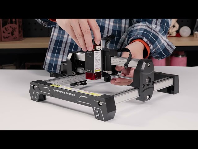 AtomStack Swift mini Unboxing & Installation：First Look
