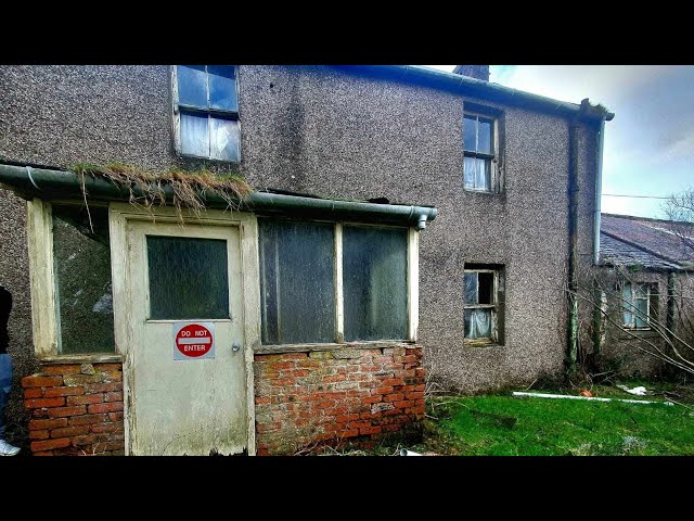 We explored this old farmhouse 🏴󠁧󠁢󠁳󠁣󠁴󠁿