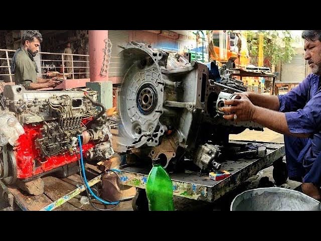 Engine of Hino truck full restoration | Engine stuck on the road || How To Restoration Truck Engine