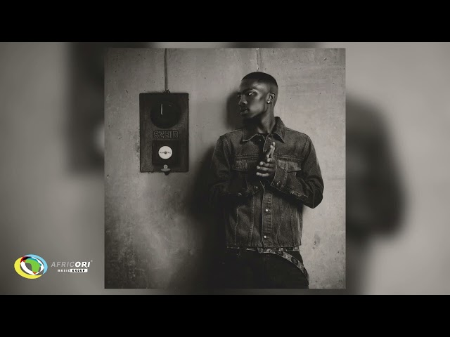 Royal MusiQ, Mellow & Sleazy & Focalistic - Stimamollo (feat. Sia_TheBee) (Official Audio)