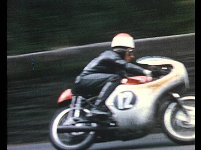 TT Timewarp - Mike Hailwood vs Luigi Taveri