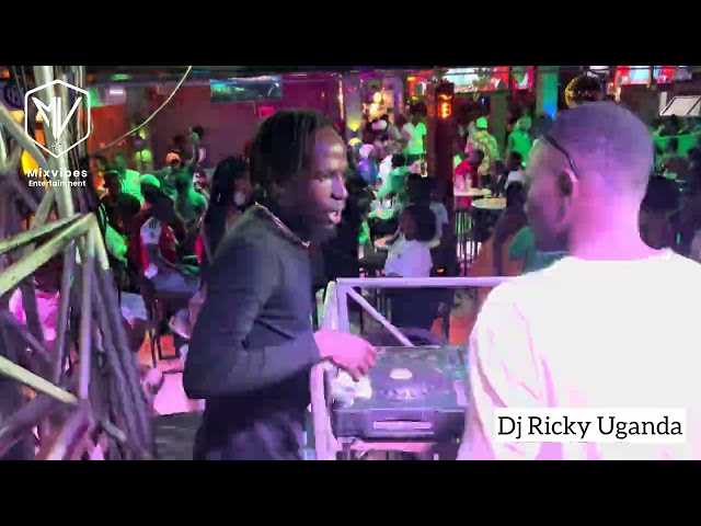 Club Mix 33 at Happy Boys by Dj Ricky Uganda and Mc Ranx - Mixvibes Ent