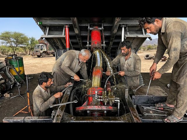 Brutal Hydraulic Failure! Pakistani Mechanics Repair Cylinder Rod by hand