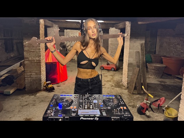 Peak Time Techno 2026 ☾ Dark Basement 4K DJ Mix | VALERIA OSTINA