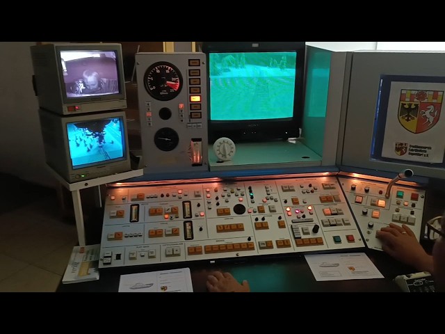 Fully functional 1978 Leopard 1 main battle tank driving simulator!