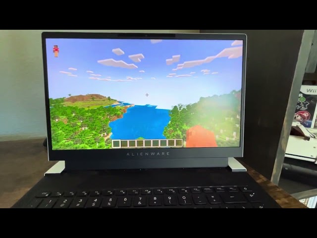Alienware X14 - Minecraft bedrock edition 96 chunks render distance