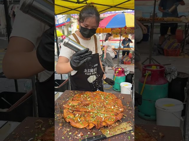 Epic 1,000-Layer Chinese Pizza Challenge at Setia Alam Night Market