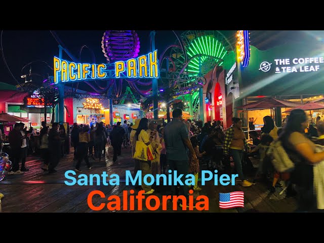 World famously beautiful Santa Monika Pier, California, America 🇺🇸