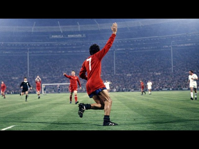 George Best (Man United) V. Benfica - European Cup Final 1968