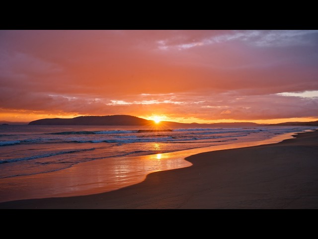 Pink Sunset Rays on the beach with Calm Ocean Waves | Relaxing ASMR for Deep Sleep & Study | 3H 4K