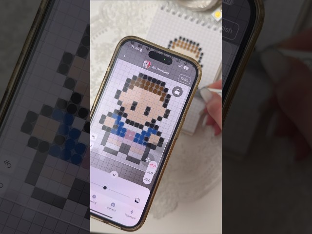 Weaving Eleven from Stranger Things on a mini bead loom🧑🏻🫶🏻#tutorial #strangerthings #ardrawing