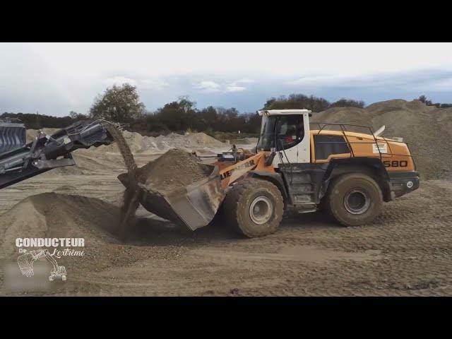 LOADER OPERATOR