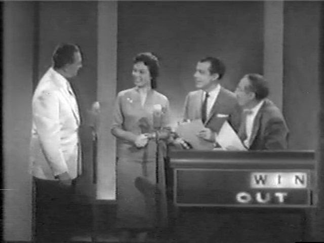 That's the longest quiz segment I ever saw! - Rare clip from You Bet Your Life (Oct 24, 1957)