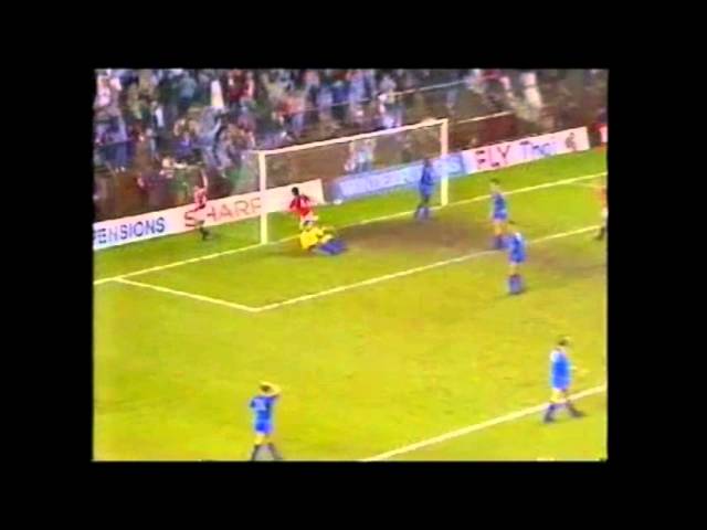 Manchester United v Wimbledon 1989