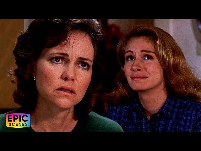 Julia Roberts Tells Sally Field She’s Pregnant | Steel Magnolias