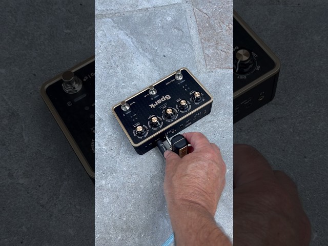 Spark PEDAL - Seconds To Massive Tones w/ No Power Needed! #guitar #sparkpedal