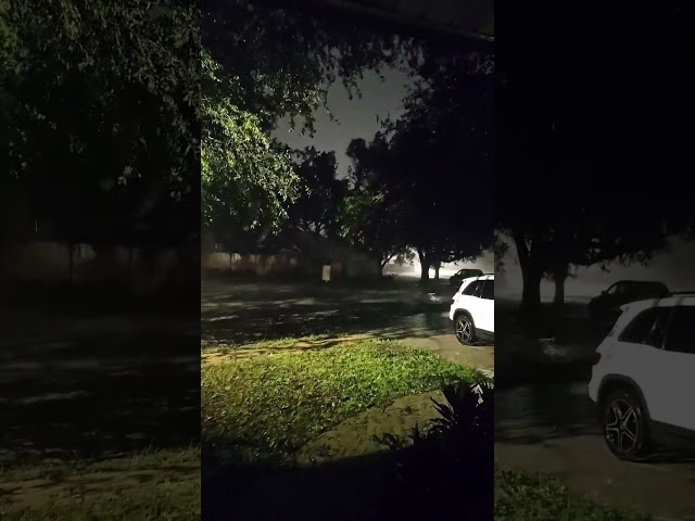 Watch howling winds move over Destin, Florida after Hurricane Isaias' landfall