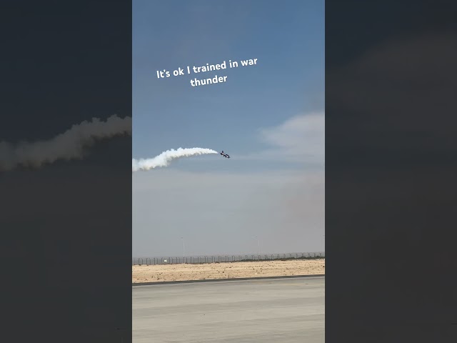Who needs a pilots license when you can play war thunder? #airshow #warthunder #dubaiairshow2023