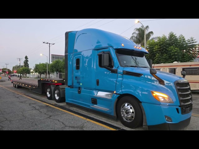 SOMETHING TO RIDE TO...     SOCAL TRUCKER TRUCKING SONG