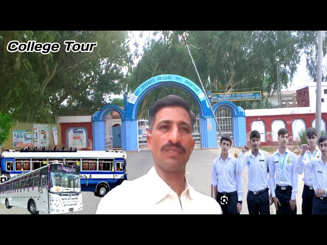 College mein vlog banana mushkil ho gaya || Tour to post graduate college ||