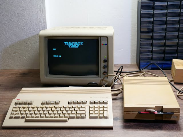Commodore 128 - 3 in 1