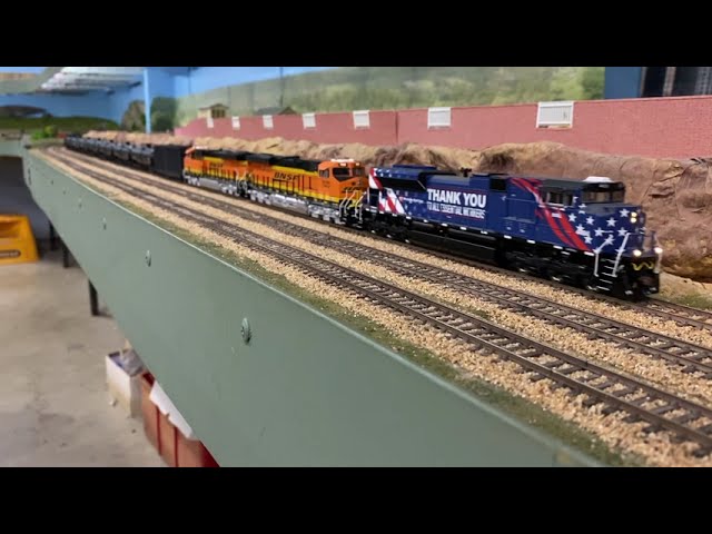 MRL/BNSF with Scaletrains tanks cars