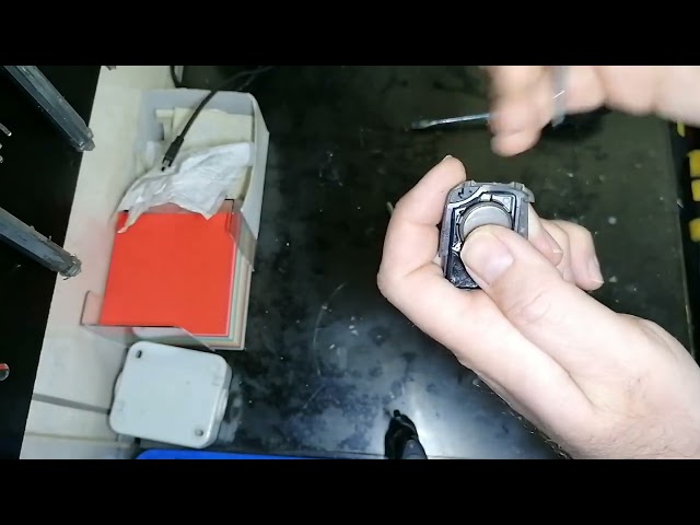 How to Change VW Beetle Flip Key Fob Battery (2002 - 2010) [No Talk]