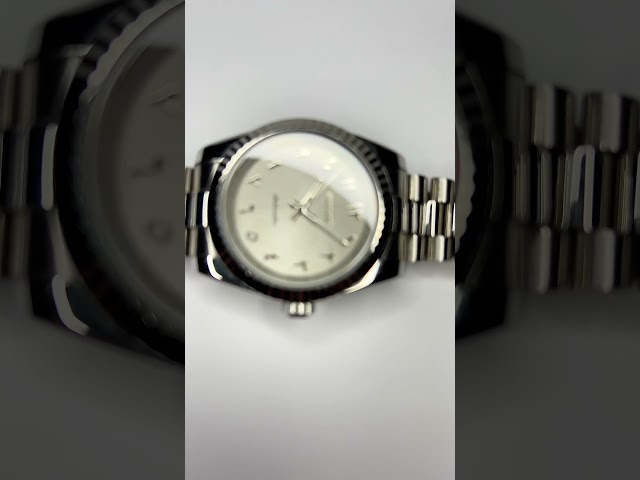 Te presentamos el Seiko blanco árabe texturado!  #watchaddict  #seikomod #luxuryaccessory #watch