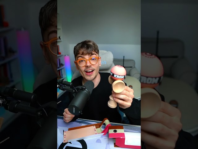 STRAWBERRY ICE CREAM KENDAMA 🍓