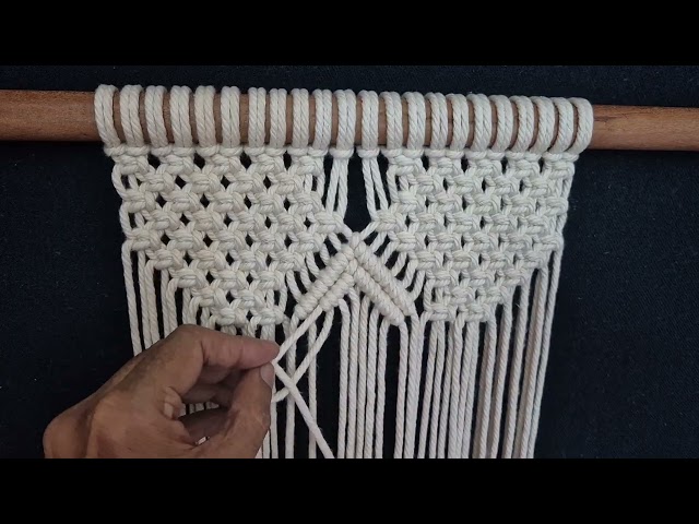 Macrame wall hanging #macrametutorial #macrame #diy #diymacrametutorial #tutorial #wallhanging 