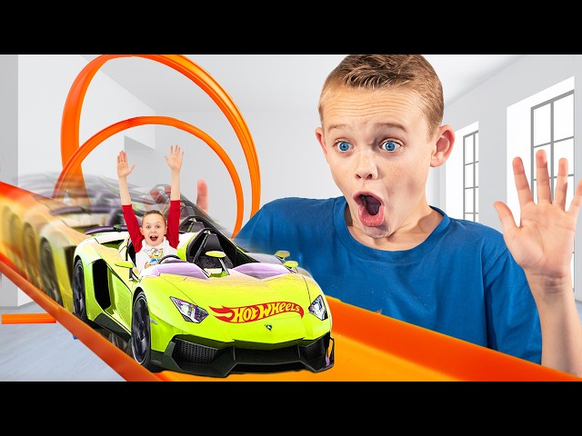 Shrinking Tiny VS Giant Videos! | Fun Squad