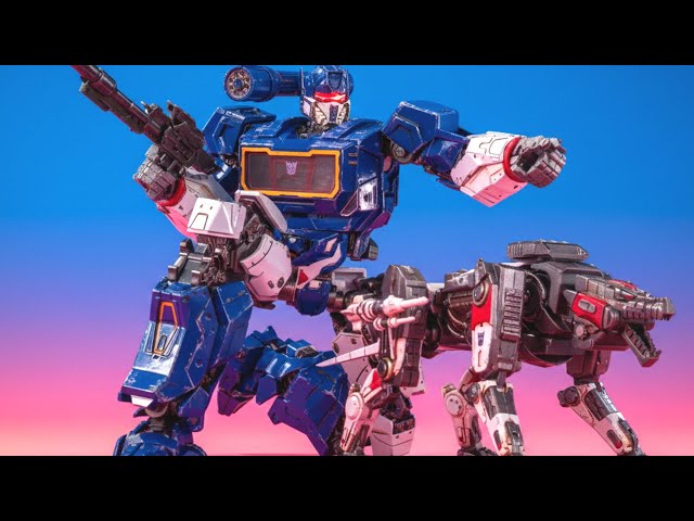 Transformers Soundwave with Ravage AMK Pro is the best Ever!