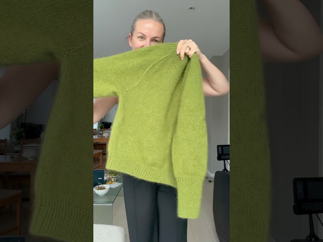 Sweater Vittoria ✨ #knittingpattern #knitting #tutorial #knit