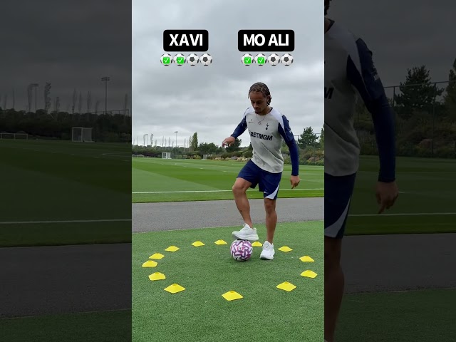 Keep your touch in the circle ⭕️ Xavi Simons vs Mo Ali
