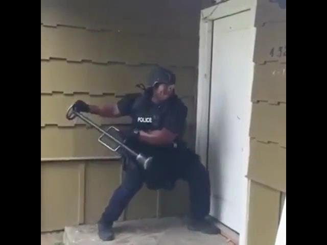 Police Battering Ram Fails