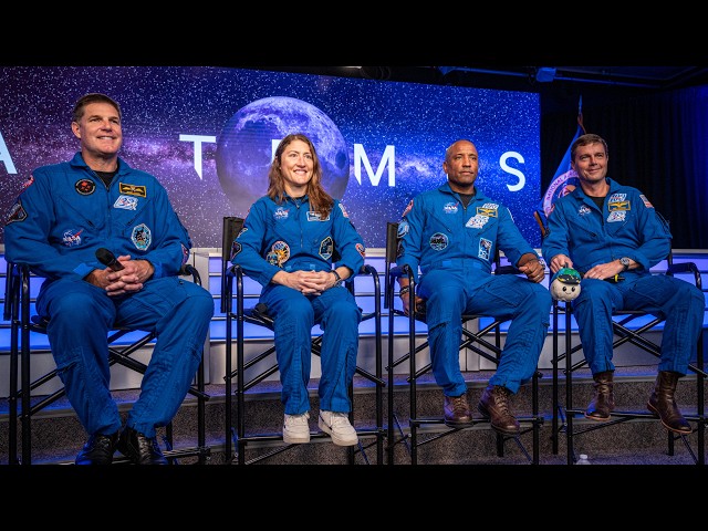 Artemis 2 Crew speaks to news media at KSC